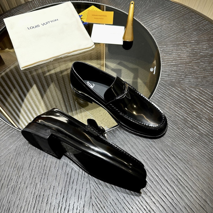 LV Loafer