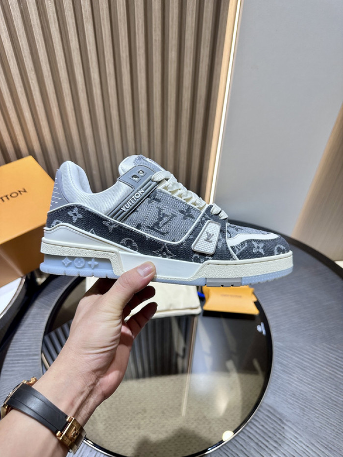 LV Trainer Sneaker