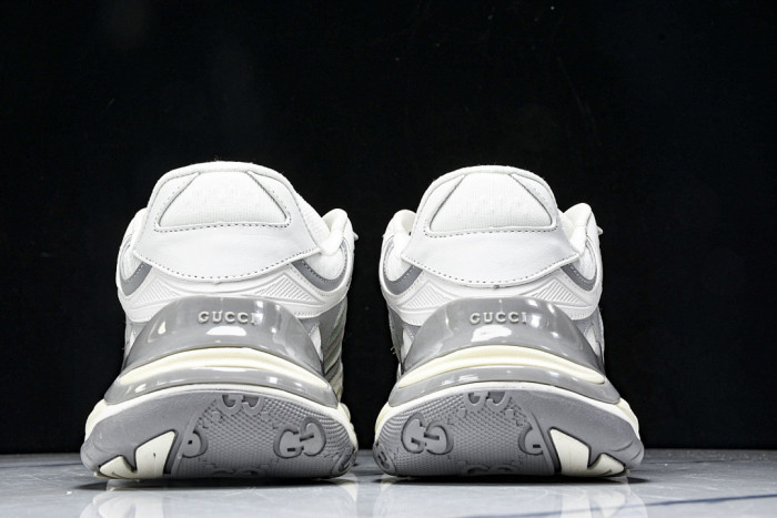 Gv*c 2.0 sneaker