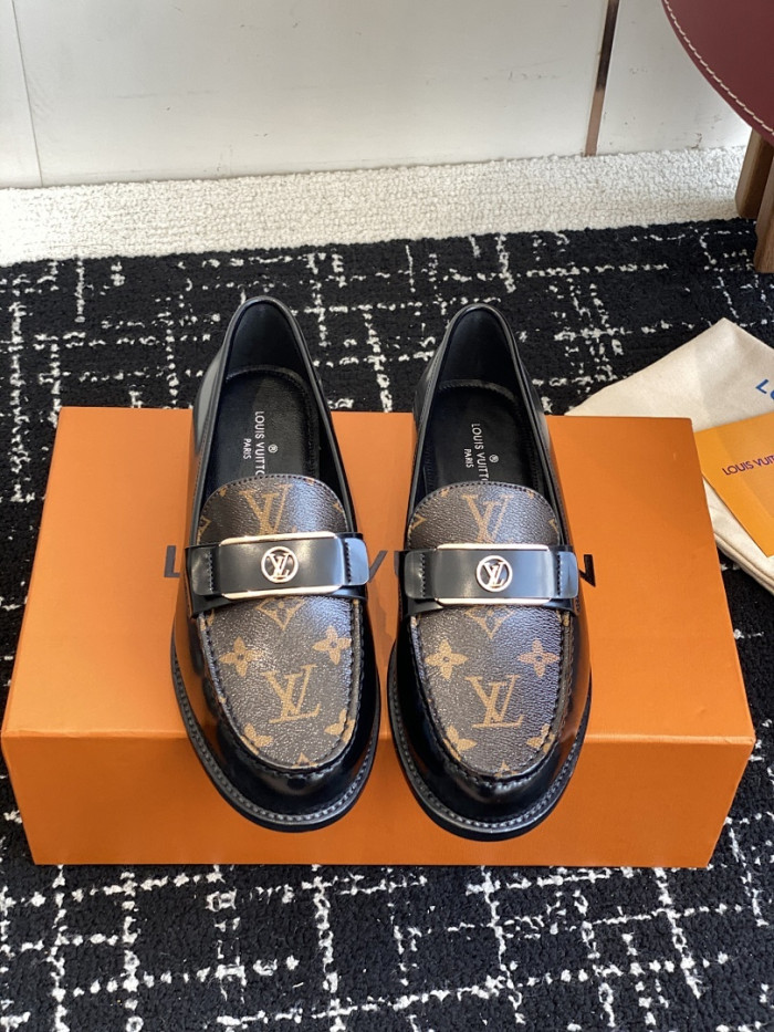 LV Loafer