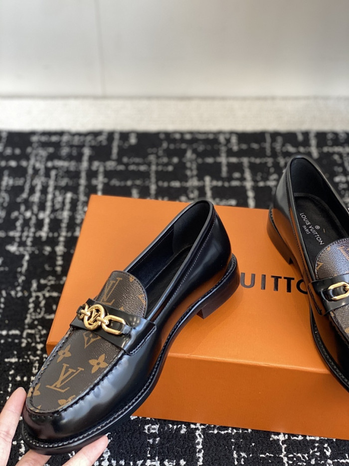 LV Loafer