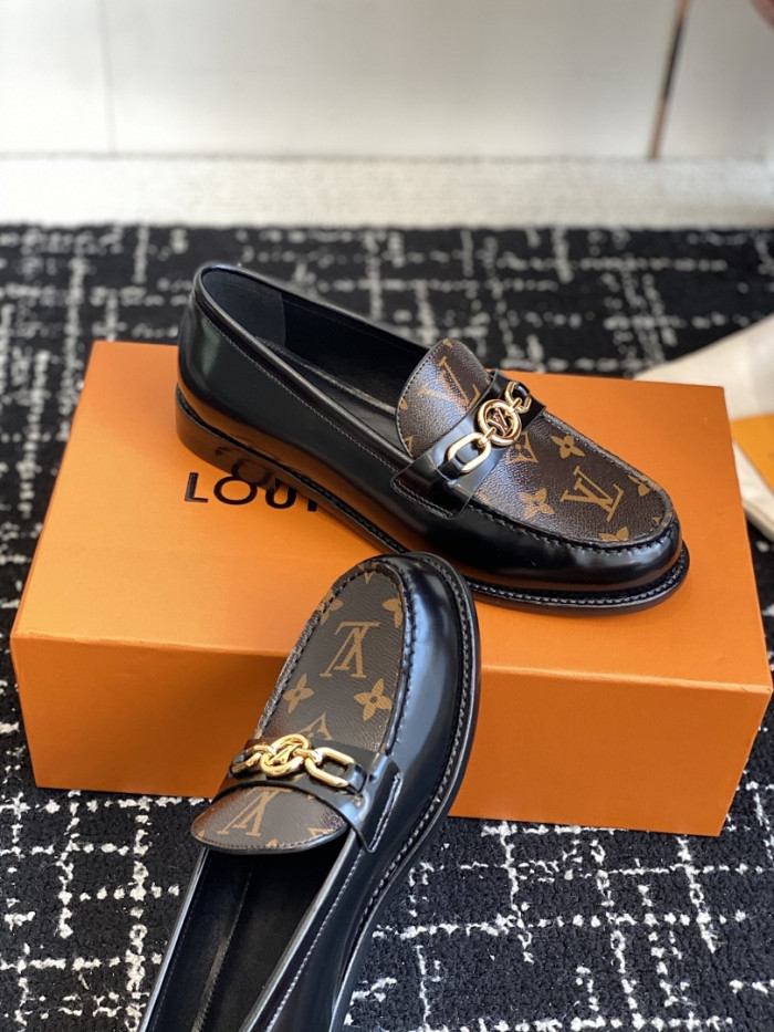 LV Loafer