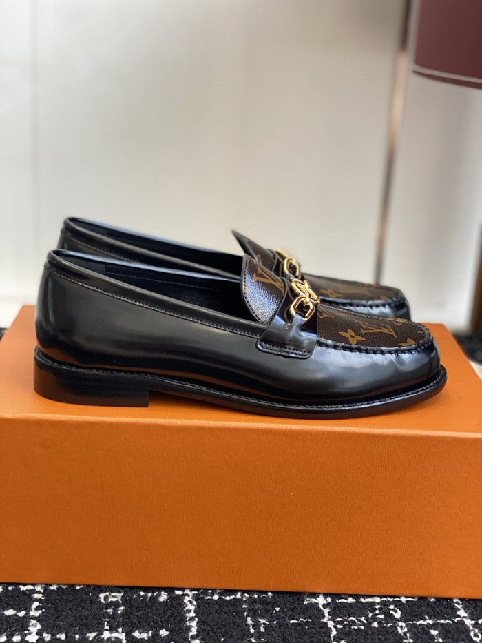 LV Loafer