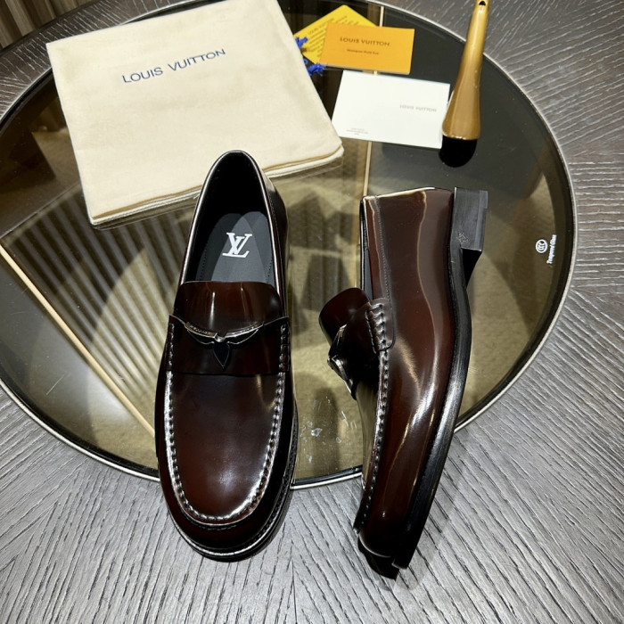 LV Loafer
