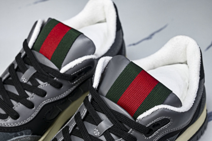 Gv*c Re-web Sneaker