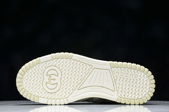 Gv*c Re-web Sneaker
