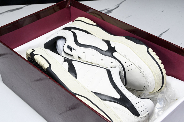Gv*c Re-web Sneaker
