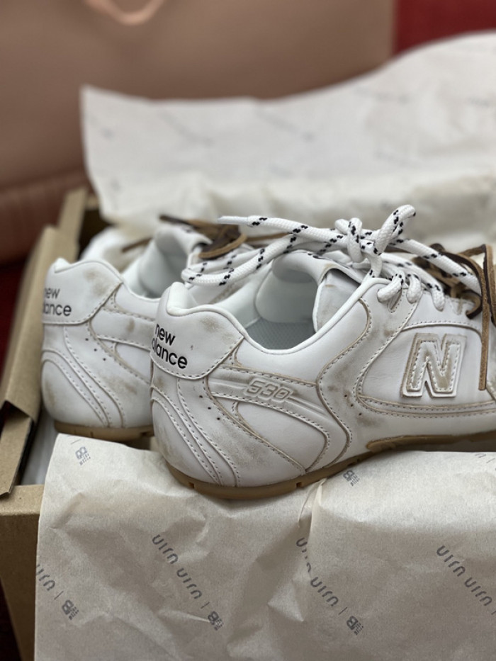 NEW BALANCE X MIUMIU SNEAKER