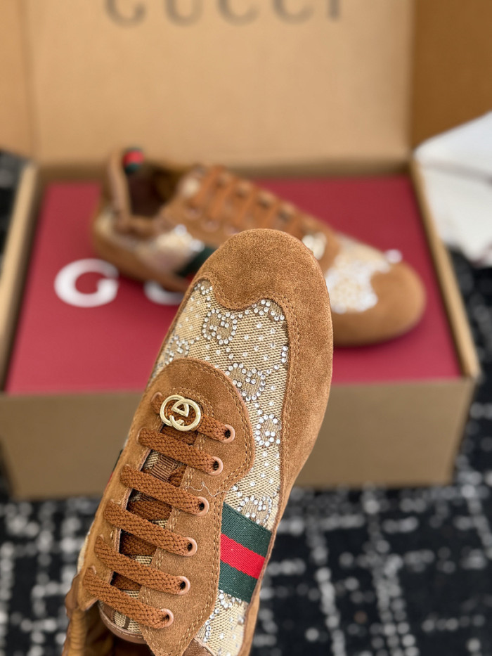 Gv*c Shift sneaker (crystal)