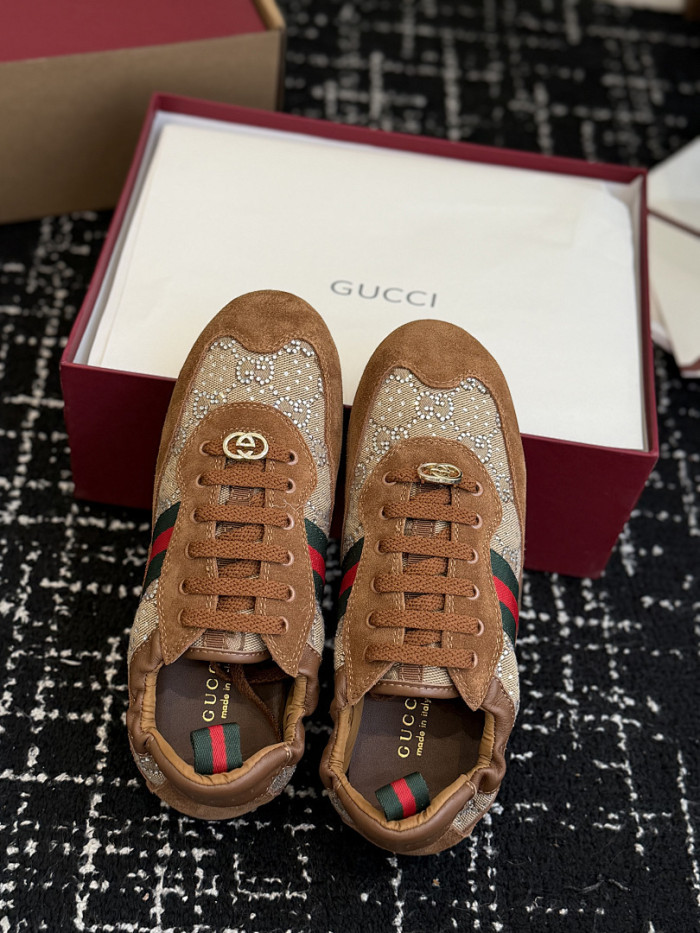 Gv*c Shift sneaker (crystal)