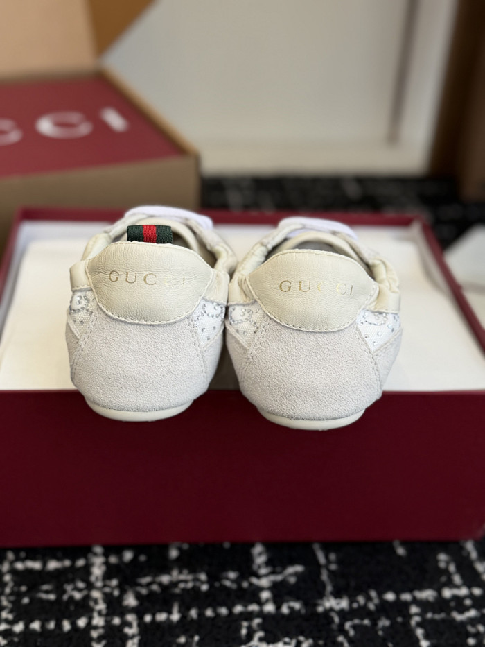 Gv*c Shift sneaker (crystal)