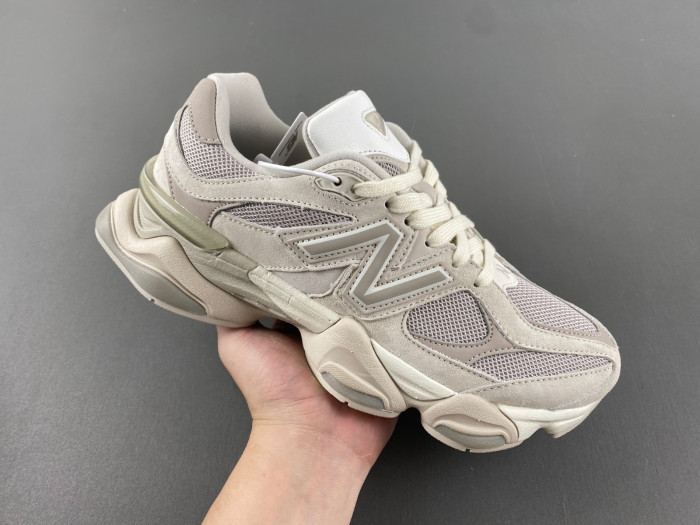 New Balance 9060 Grey Moonbeam