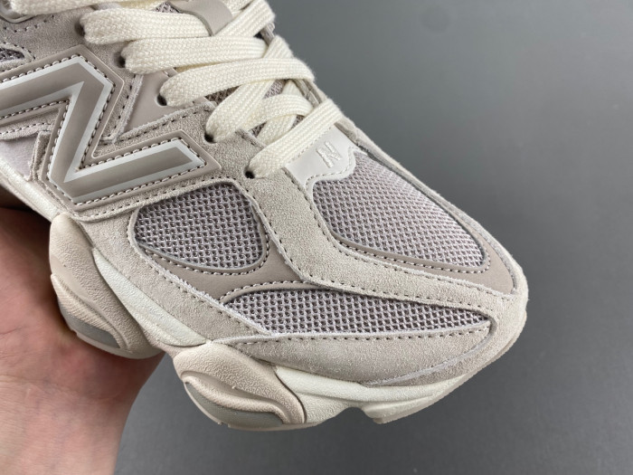 New Balance 9060 Grey Moonbeam