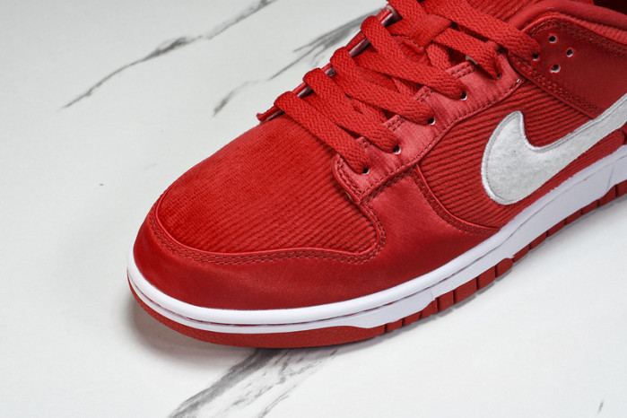 nike dunk low valentine