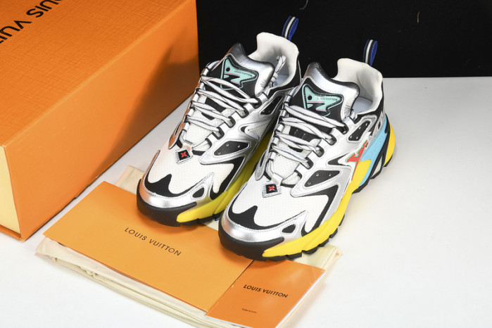 lv runner tatic sneaker