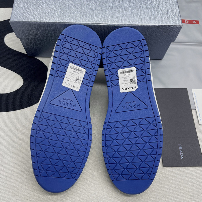 pra*a downtown low top sneakers