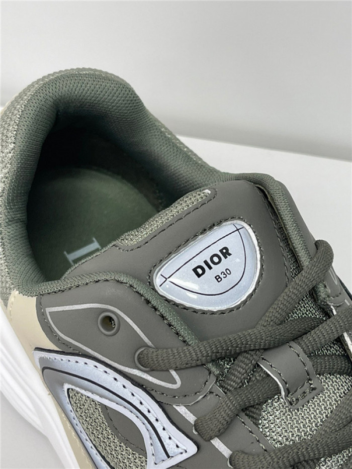 D*or b30 sneaker