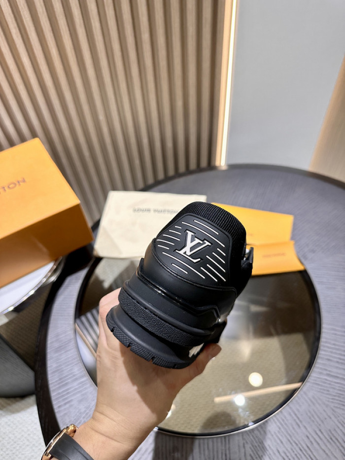 LV Trainer Sneaker