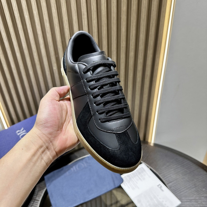 D10r B01 Matchpoint Sneaker
