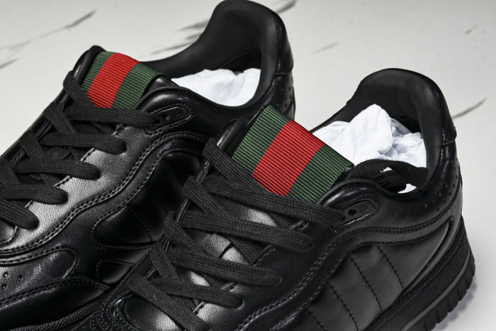 Gv*c Re-web Sneaker