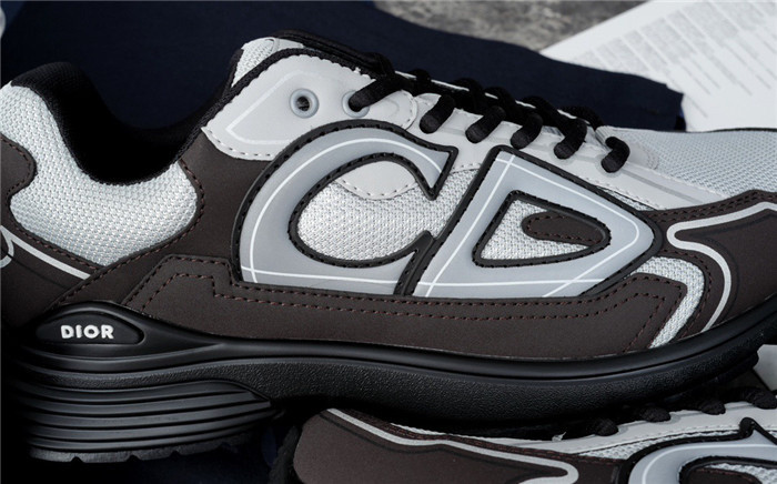 D*or b30 sneaker