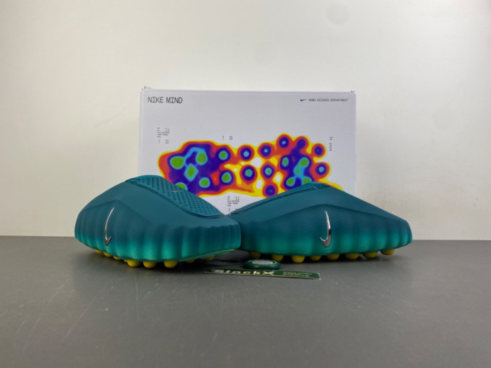 Nike Mind 001 Slide HQ4307-301