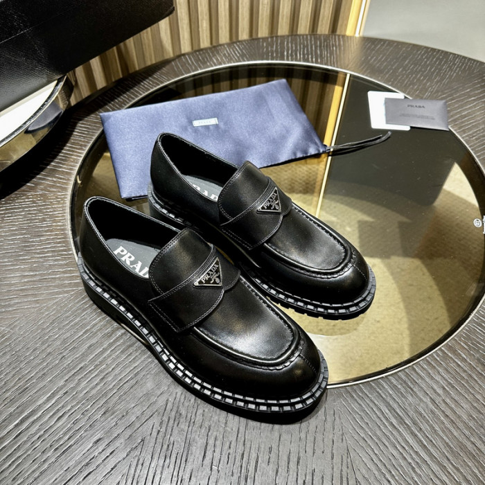 PR0DA LOAFERS
