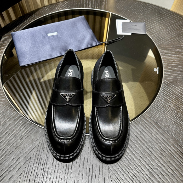 PR0DA LOAFERS