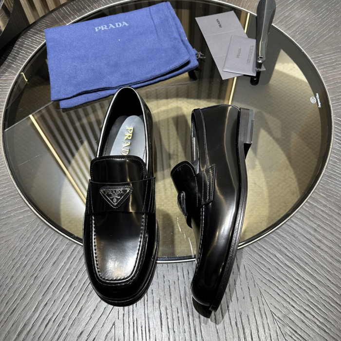 PR0DA LOAFERS