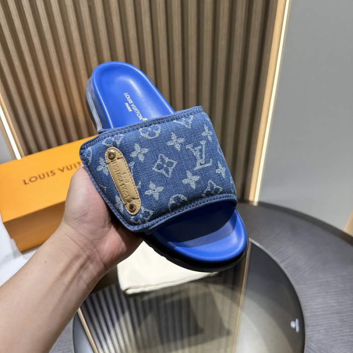 LV SANDALS