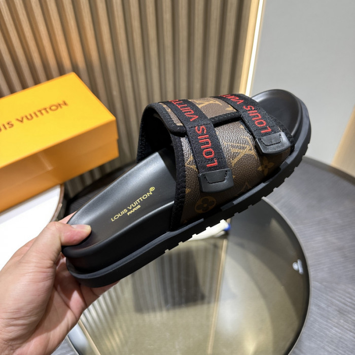 LV SANDALS