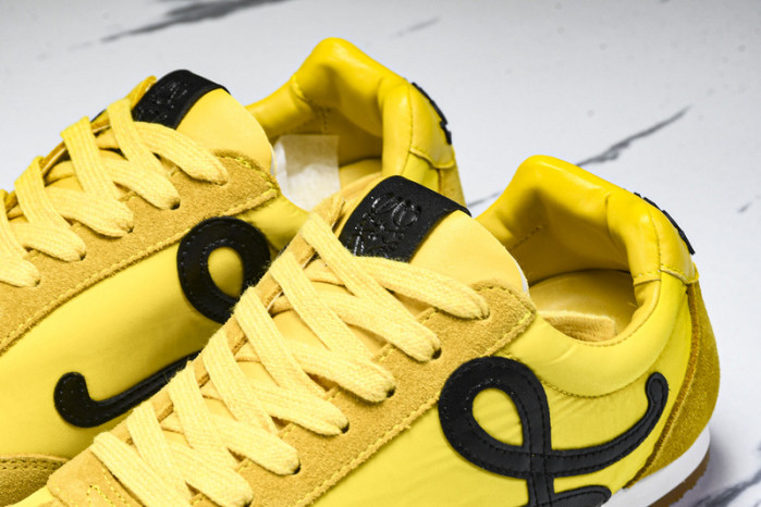 Loe*we Ballet Runner