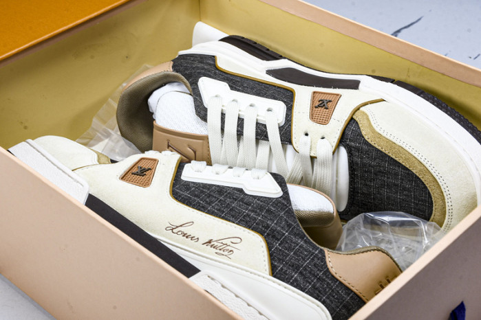 LV Trainer Sneaker