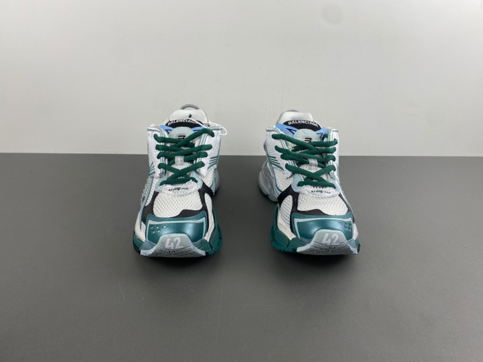 Ba*len*cia*ga runner