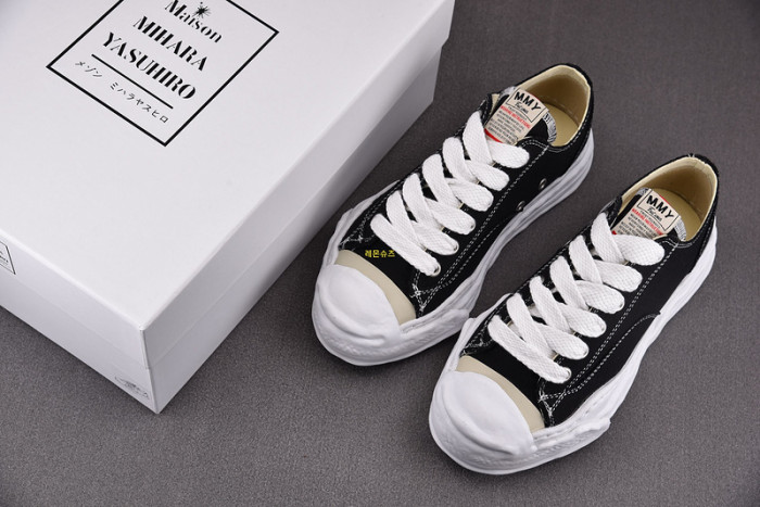 Ma*s*n mihara yasuhiro shoes