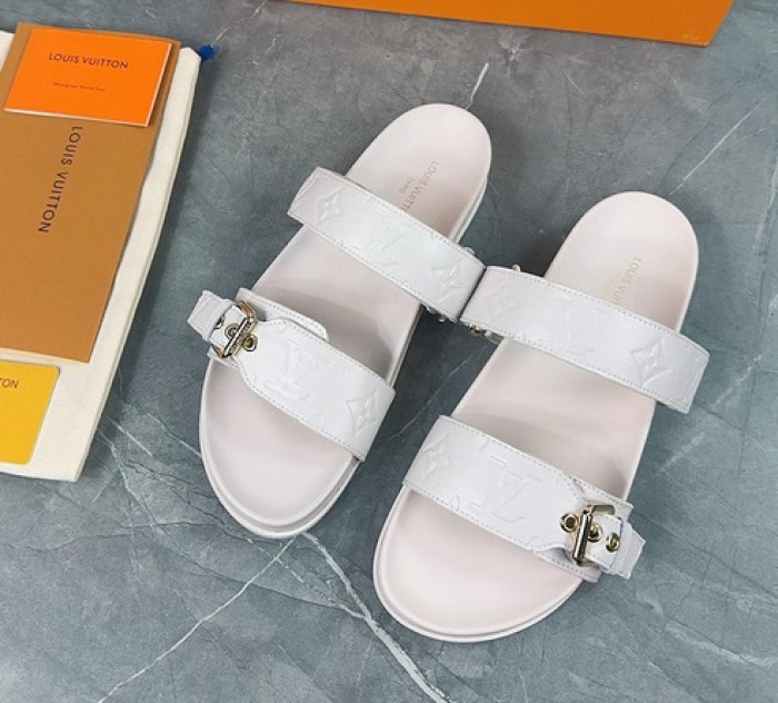 LV SANDALS