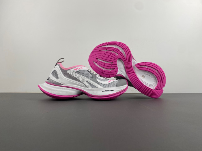 Ba*len*cia*ga runner