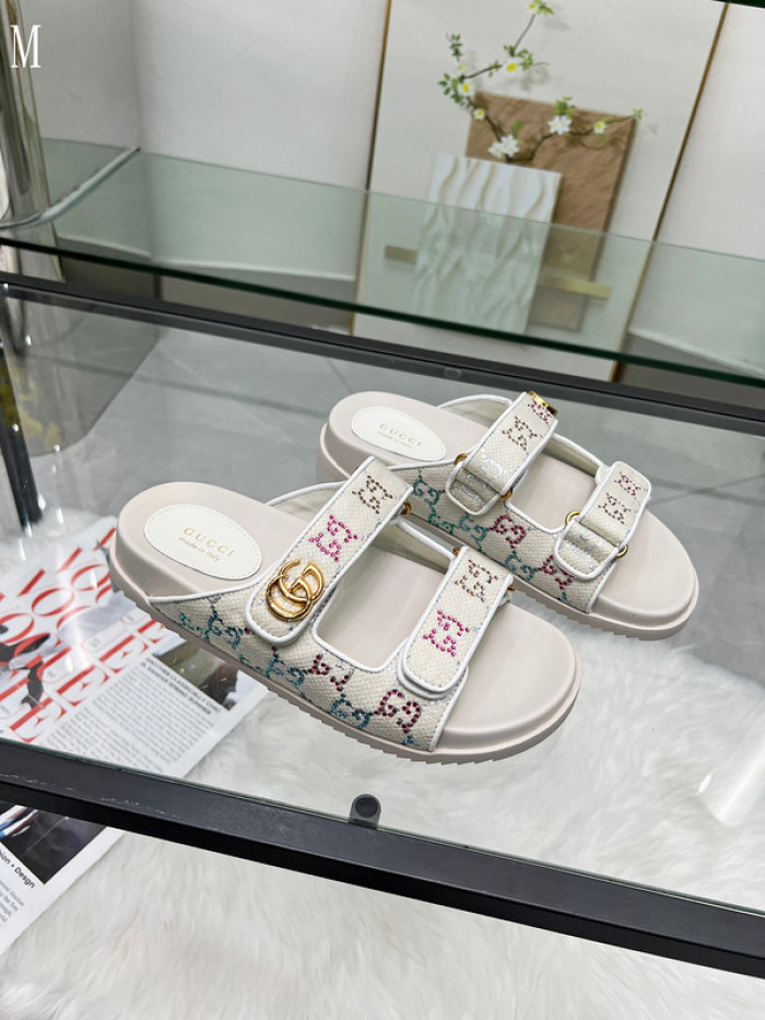 GUCC SANDALS