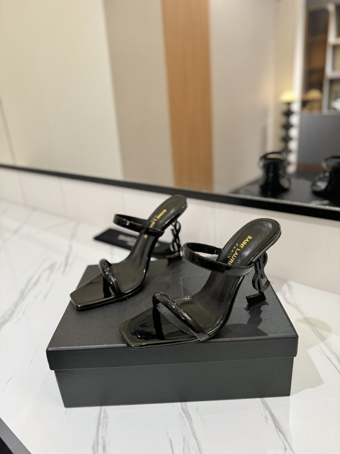 YS*L Sandals