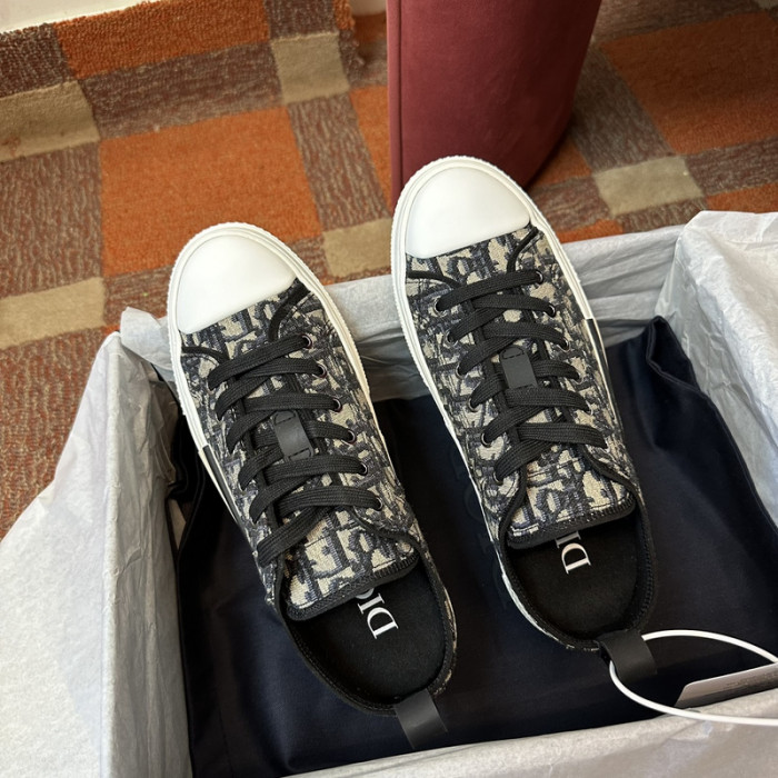 DIOR B23 Oblique Sneaker