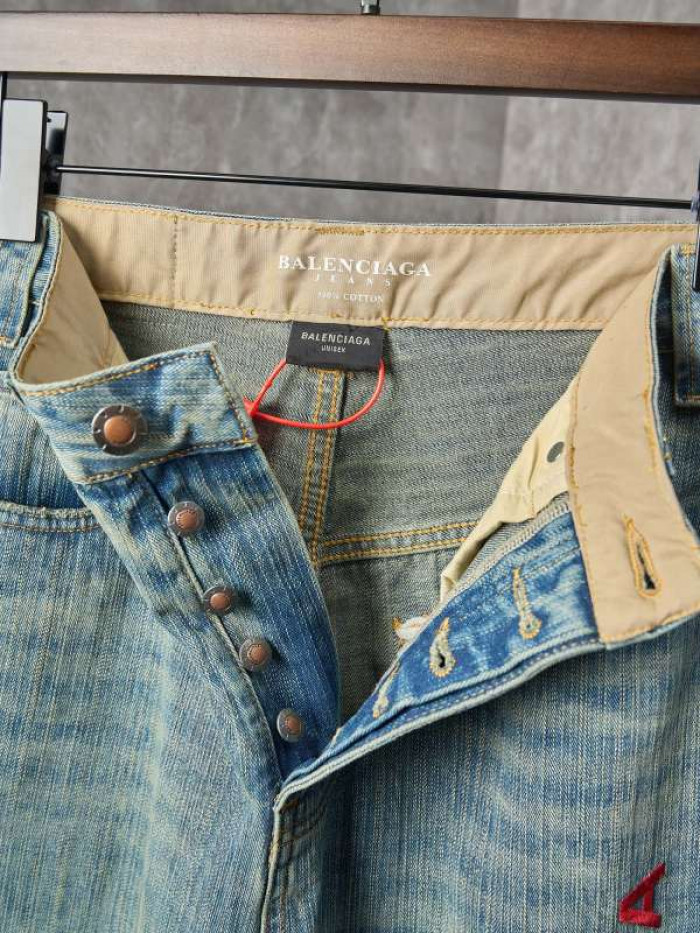 Balen*ciaga Jeans