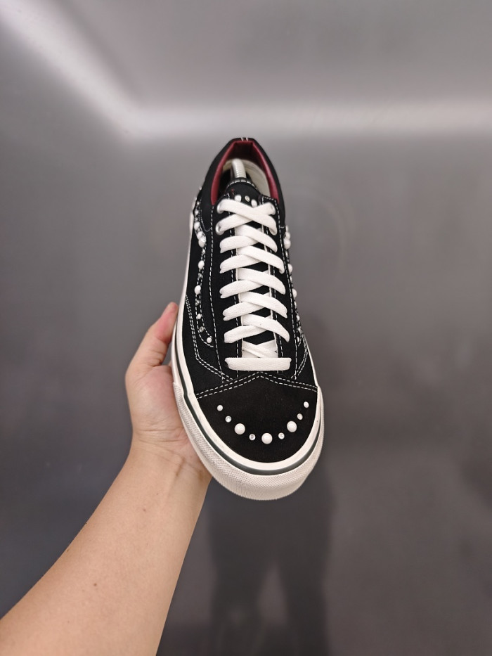 Vans Sneakers