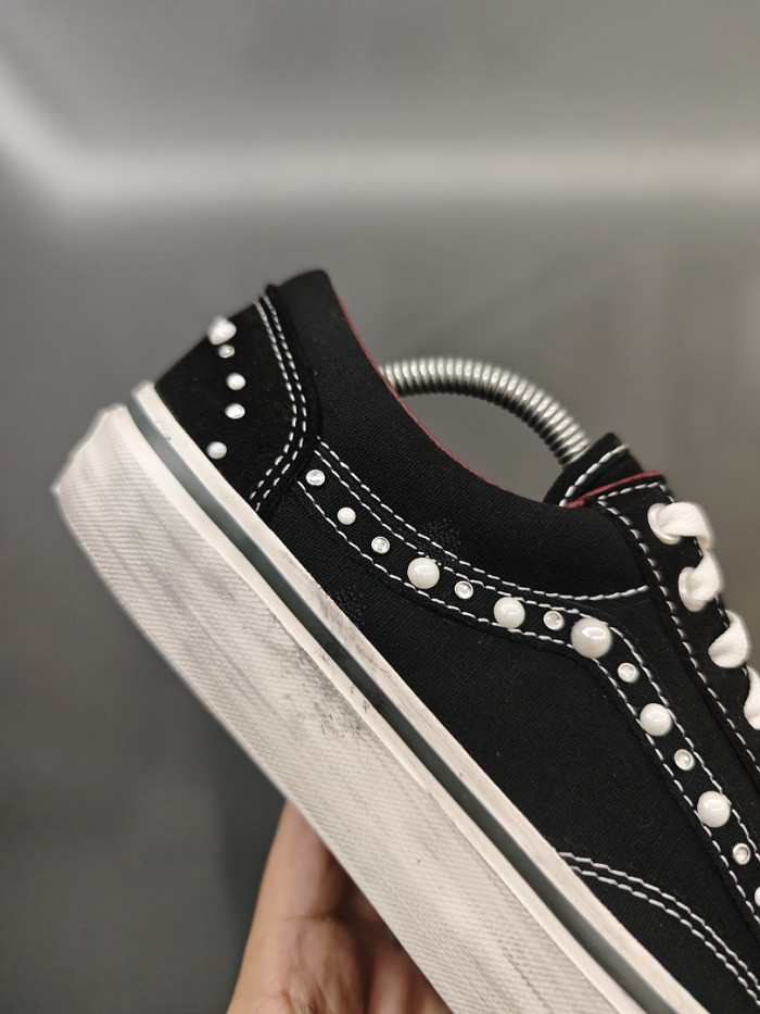 Vans Sneakers