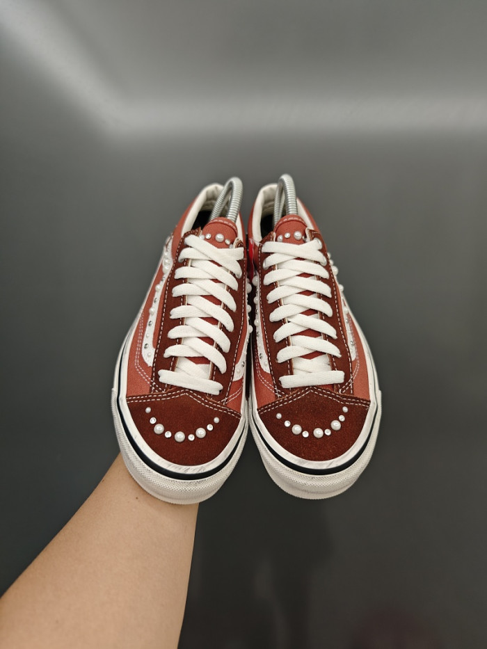 Vans Sneakers