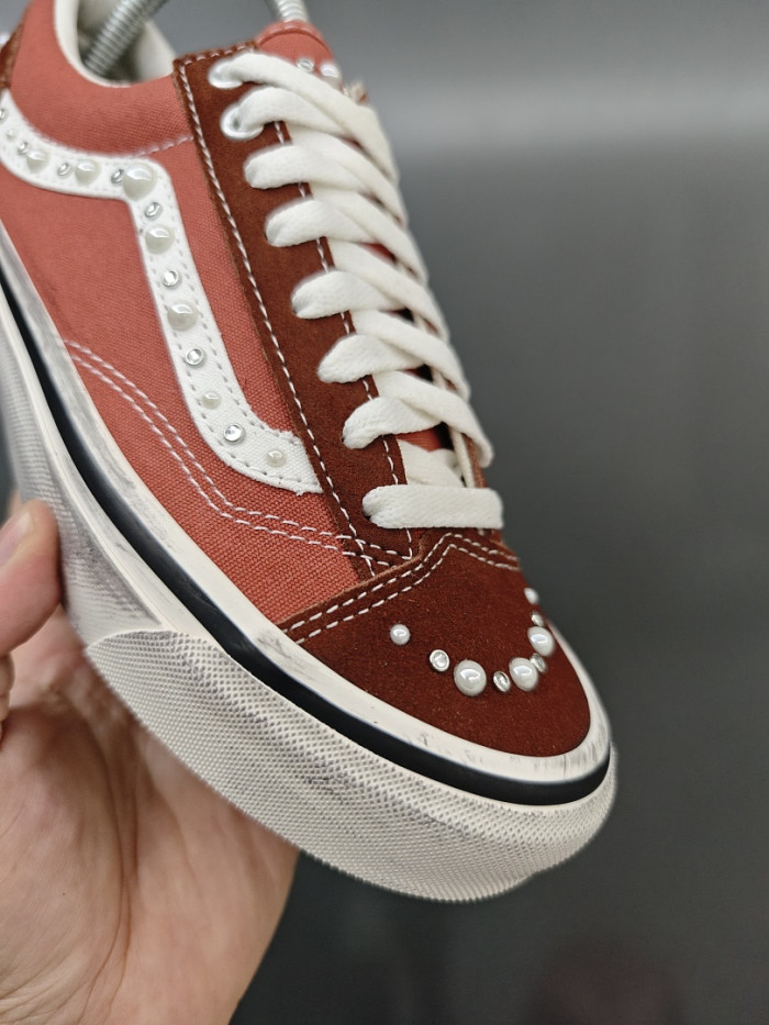 Vans Sneakers