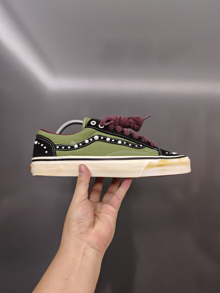 Vans Sneakers