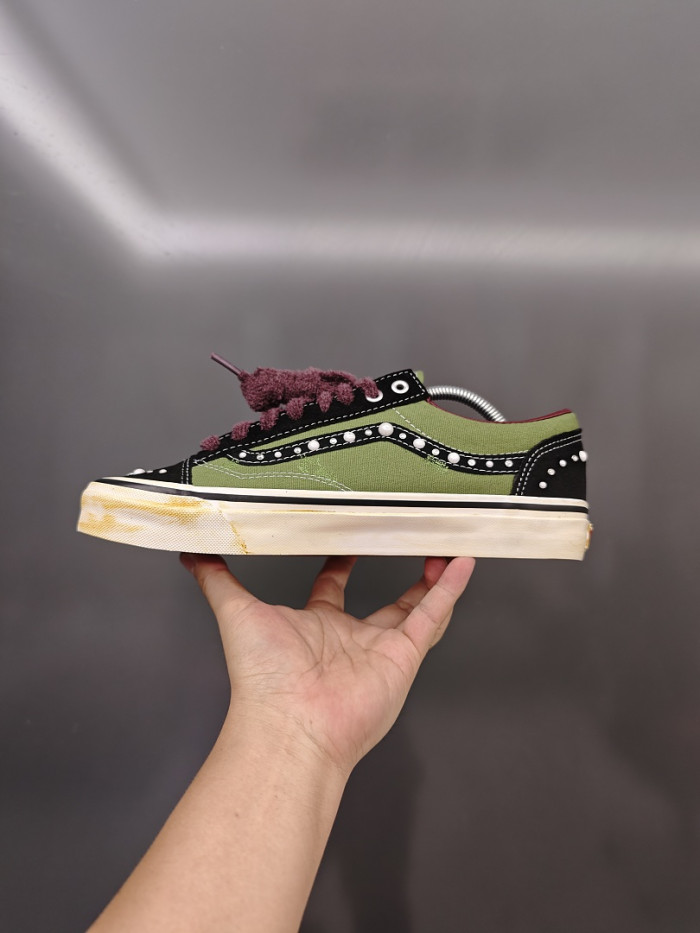 Vans Sneakers