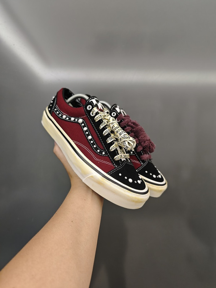 Vans Sneakers
