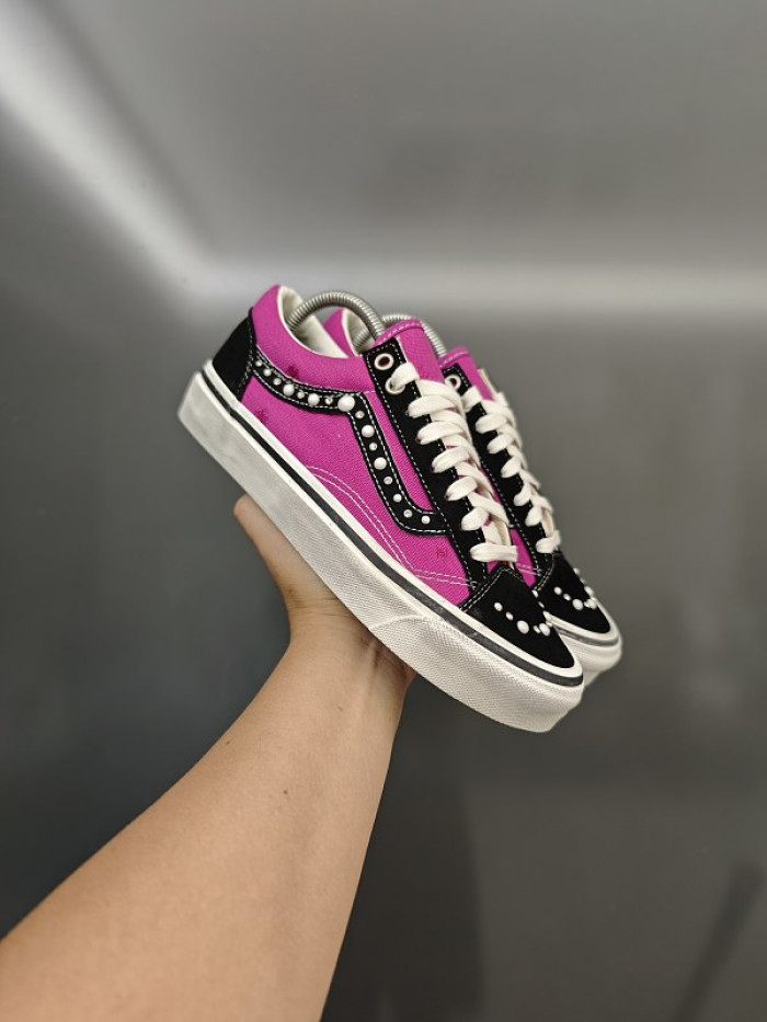 Vans Sneakers