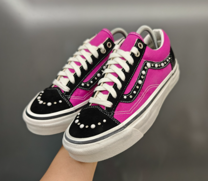 Vans Sneakers
